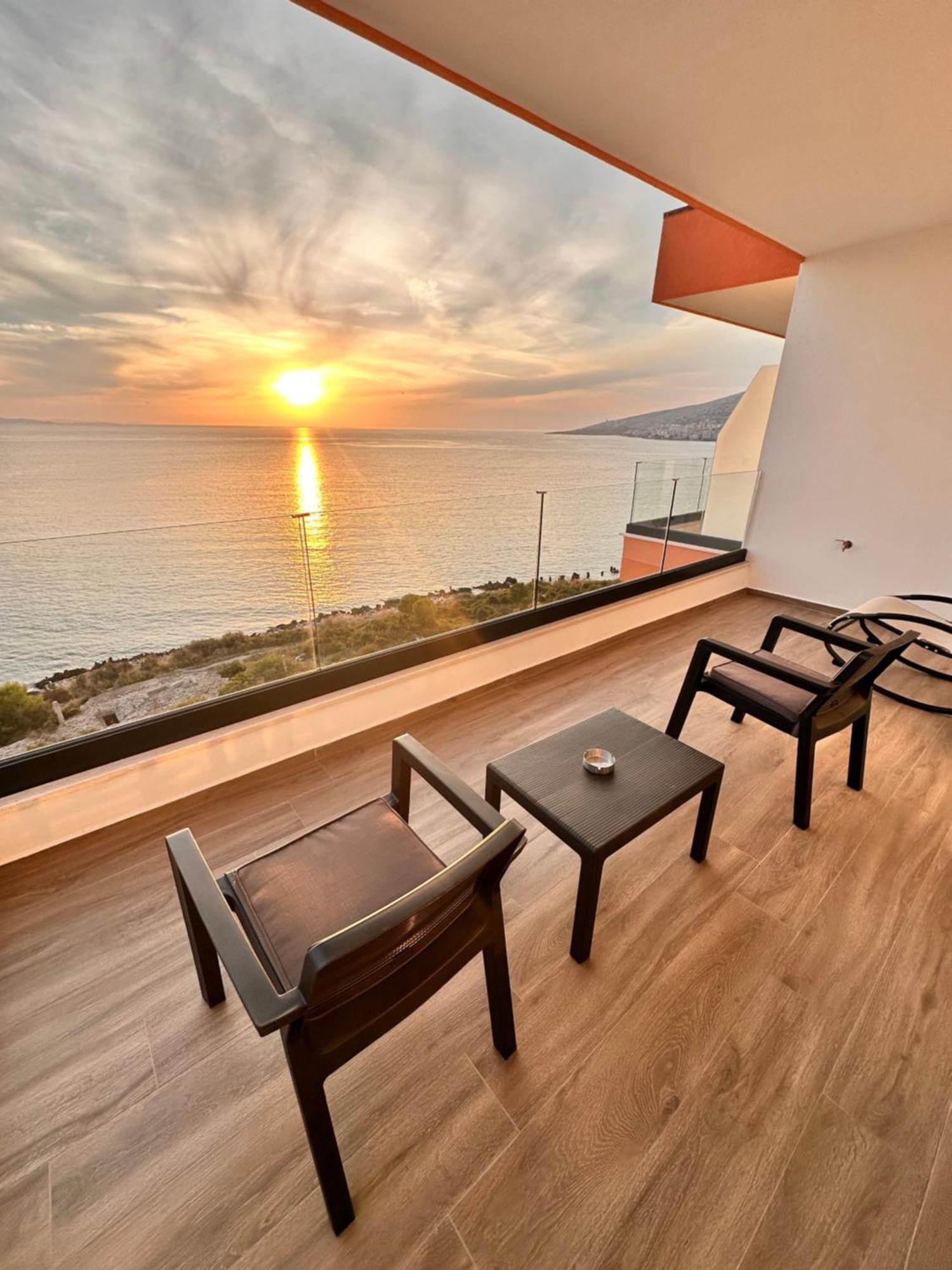 Lookout Apartments Sarande Exterior photo
