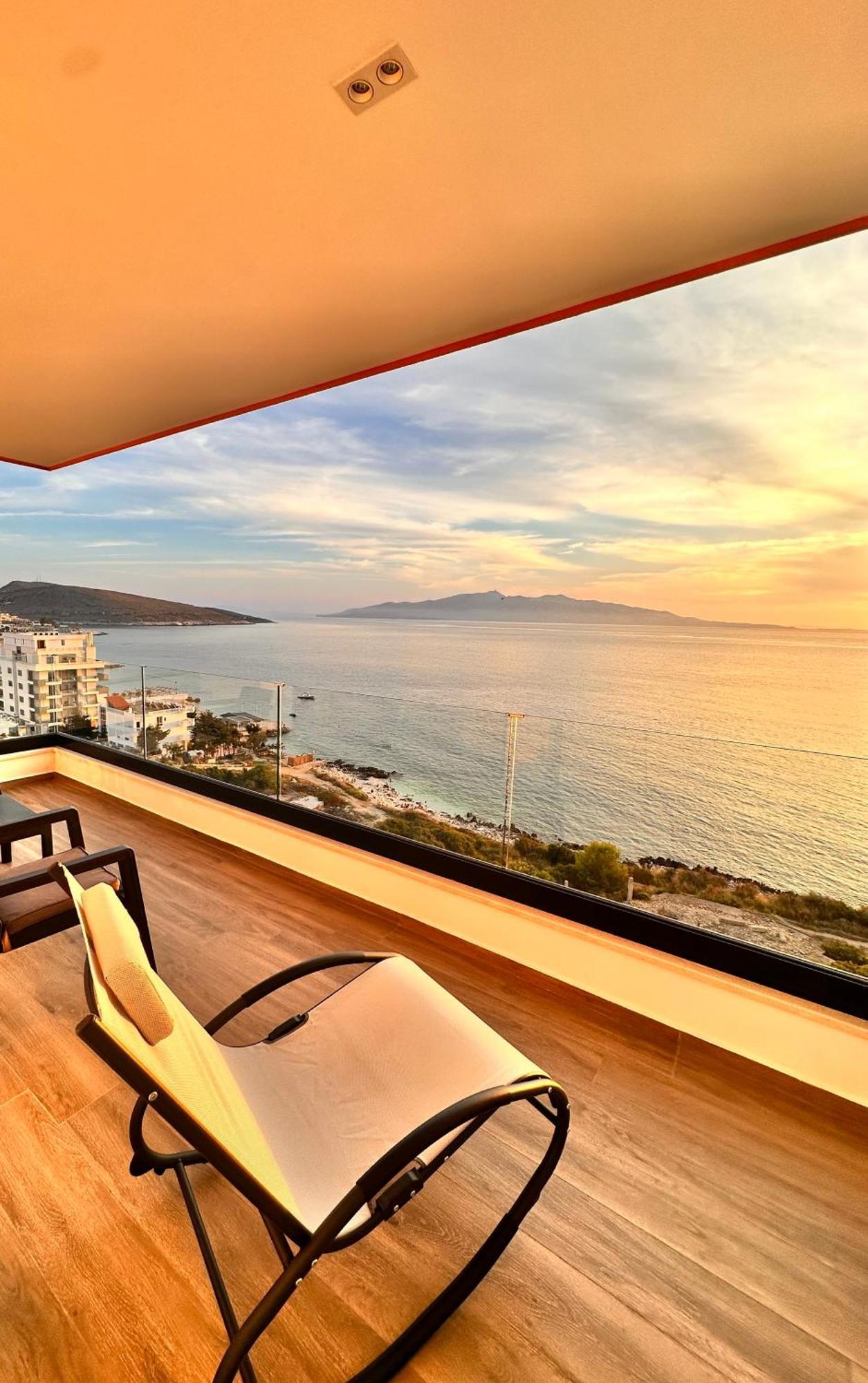 Lookout Apartments Sarande Exterior photo