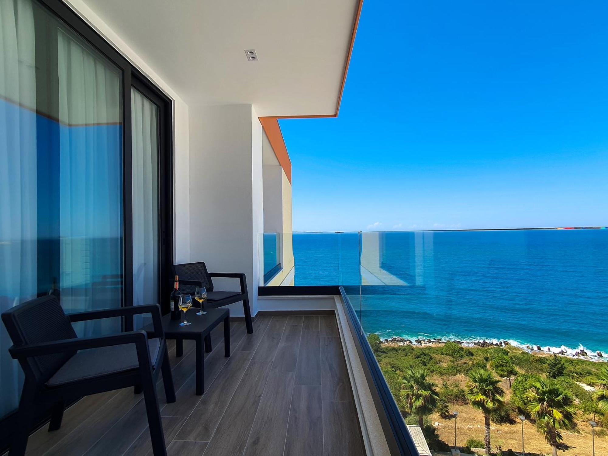 Lookout Apartments Sarande Exterior photo